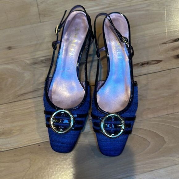 Amalfi byRangoni sandals - Picture 1 of 7
